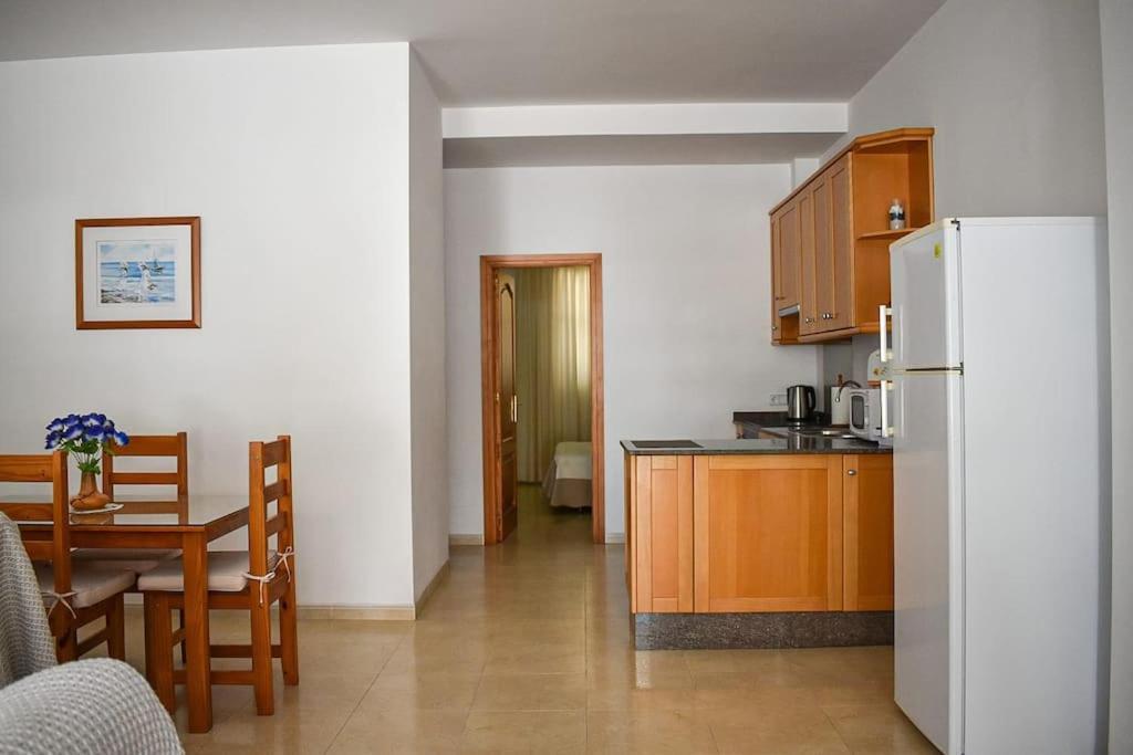 דירות Apartamento Maria,Bahia De Alcudia מראה חיצוני תמונה